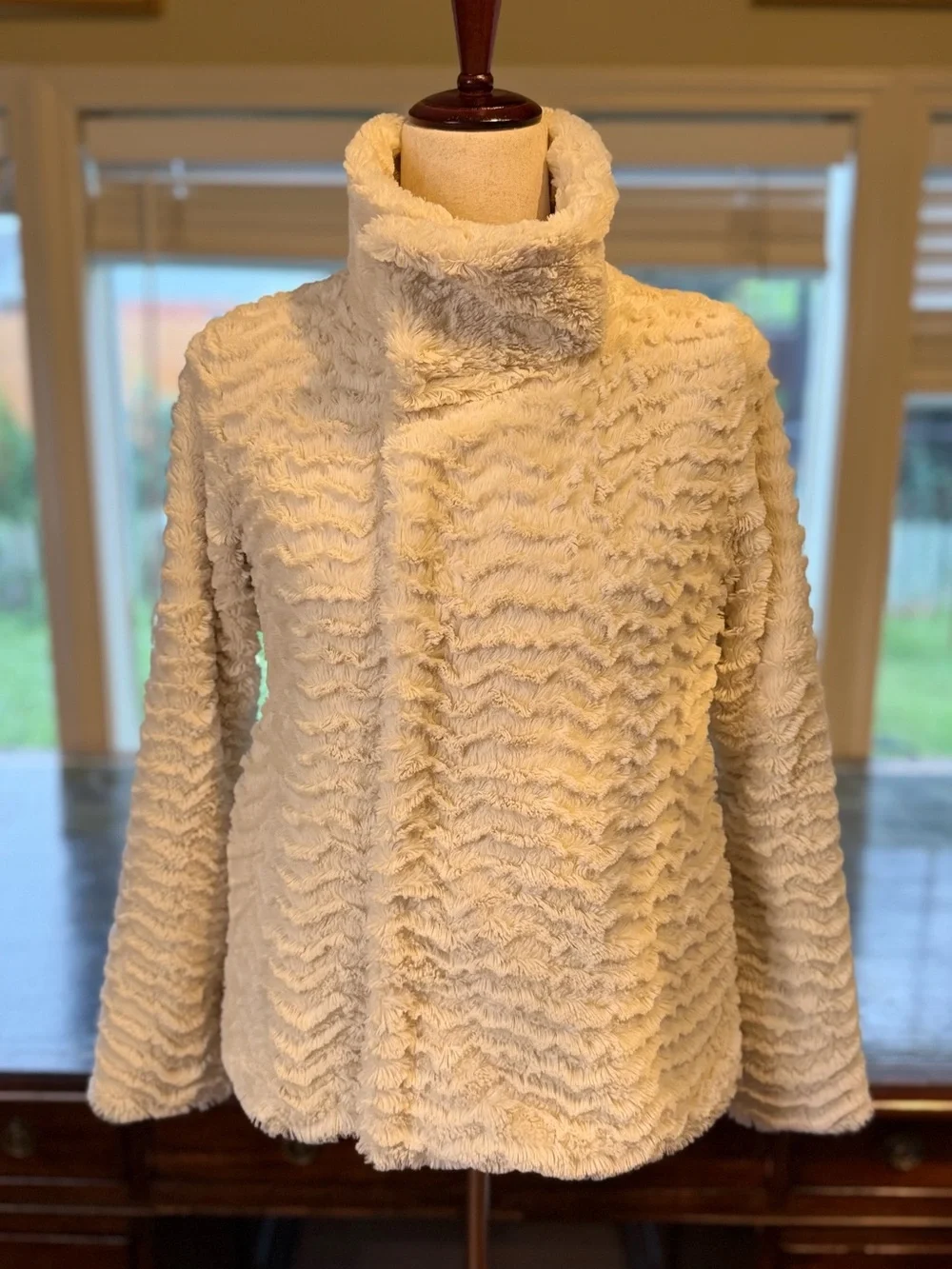 Patagonia Cream Textured Fleece Teddy Jacket Cozy Gorpcore | Size XS
